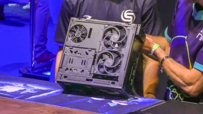 Intel toont nieuwe NUC 13 Extreme op TwitchCon