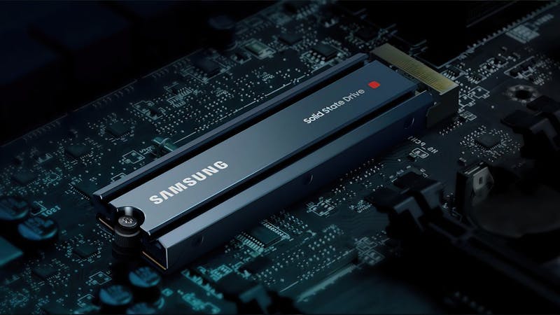 Een M.2-ssd van Samsung, geïntegreerd in een moederbord..