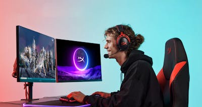 Ook HyperX maakt monitoren met bijbehorende beugels