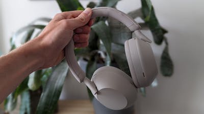 Review: Sony WH1000-XM5