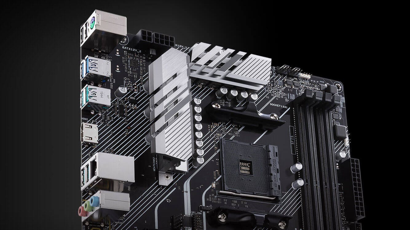 Asus Prime X670-moederbord lekt; toont dubbele B650-chipset
