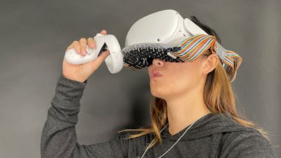 Vr-technologie simuleert water, wind en spinnen op mond en lippen