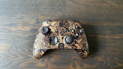 De Scuf Instinct Xbox-controller is een fijne controller voor teveel geld