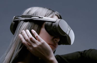 Vive XR Elite-mixed-realitybril onthuld