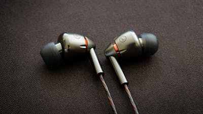 De 1More Quad Driver In-Ear Earphones