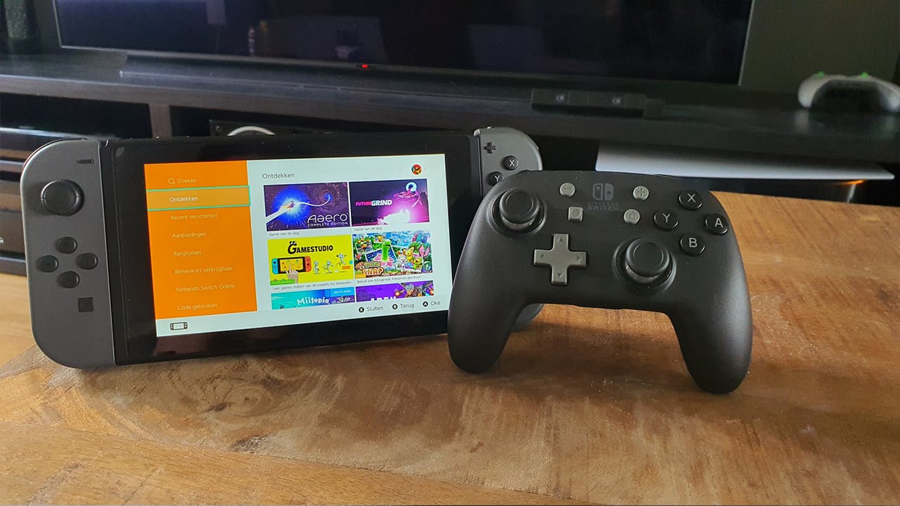 De PowerA Nano Controller voor Switch is handig voor onderweg