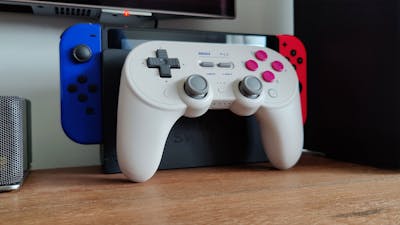 De 8bitdo Pro 2 verbetert een al fantastische controller