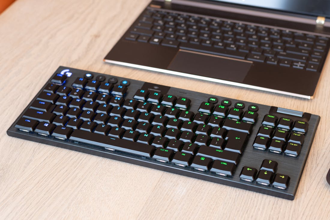 Logitech G915 TKL – Draadloos toetsenbord zonder vertraging