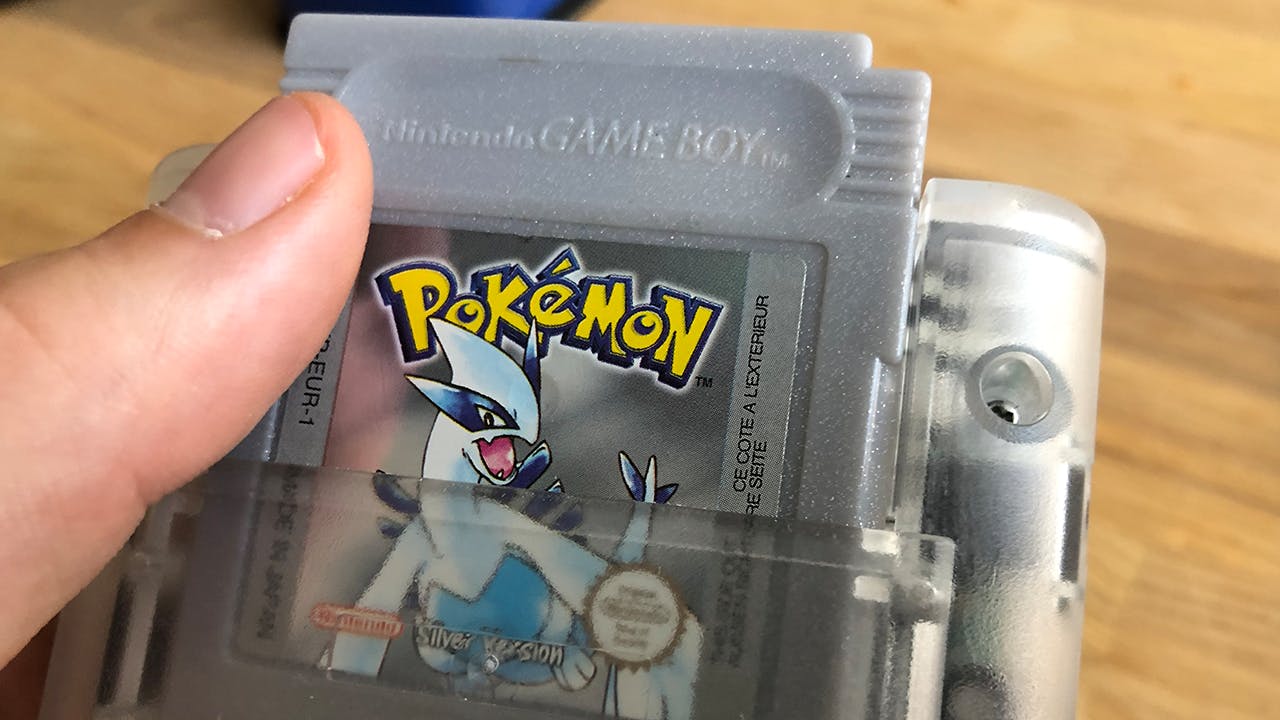Zo vervang je de batterij in een Game Boy-cartridge