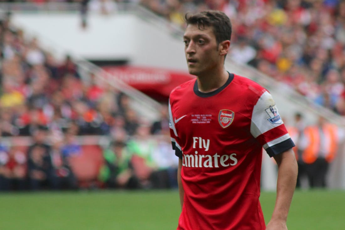 Arsenal-speler Mesut Özil verwijderd uit PES 2020 in China