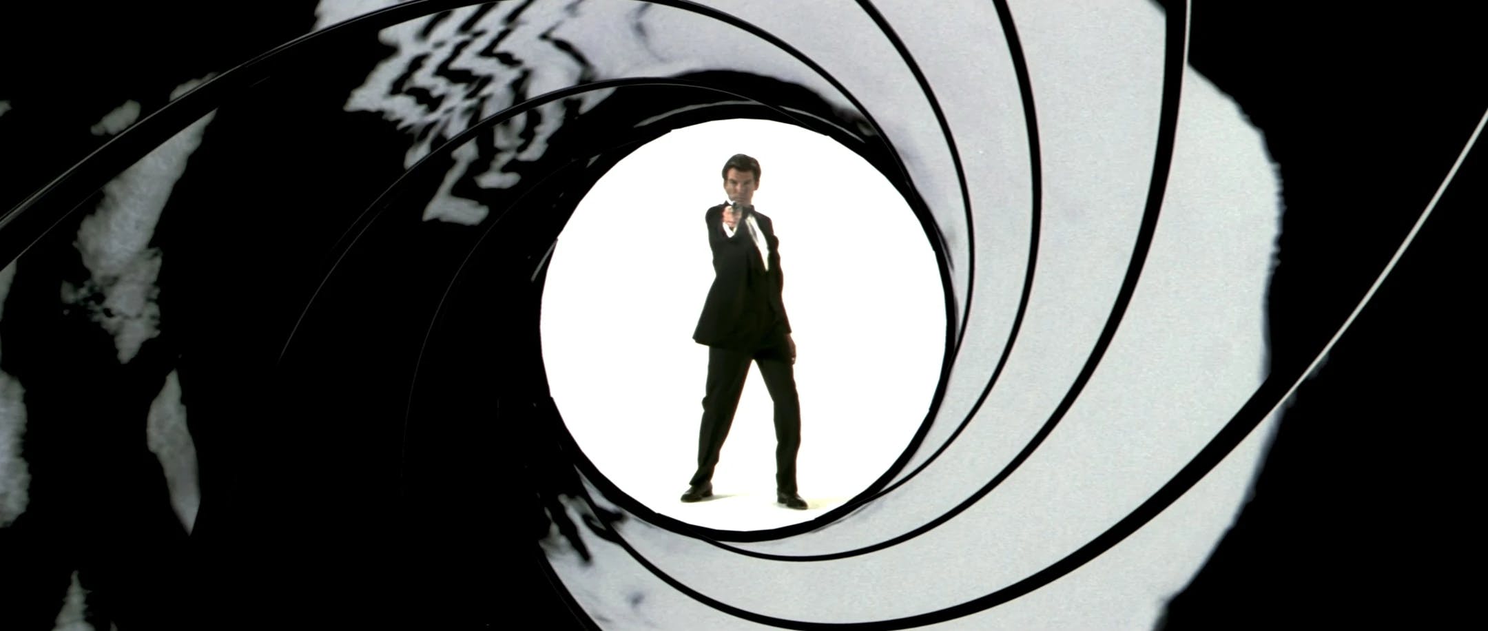 Trailer van nooit uitgekomen Lego James Bond te zien
