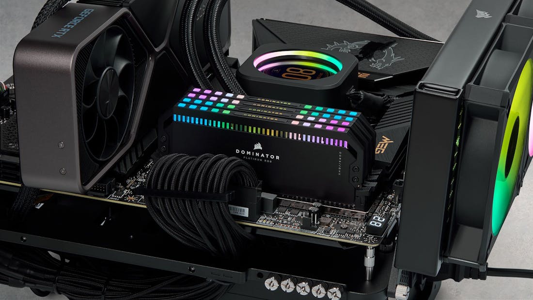 corsair-dominator-platinum-rgb-ddr5-hardware.jpg Corsair klokt DDR5-schijven nu ook op 6.600 MT/s