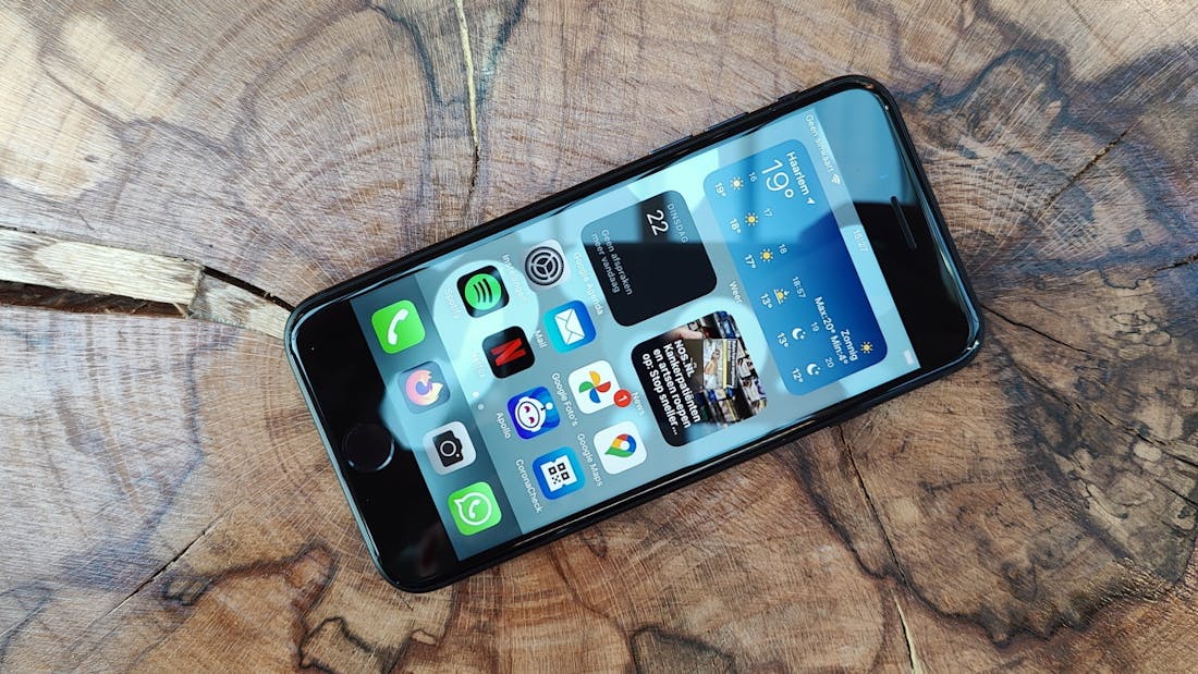 iphonese-1.jpg Wat kun je met je oude smartphone doen?