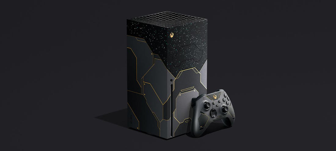 707473.jpg Fan pakt op video speciale Halo Infinite Xbox Series X-console uit