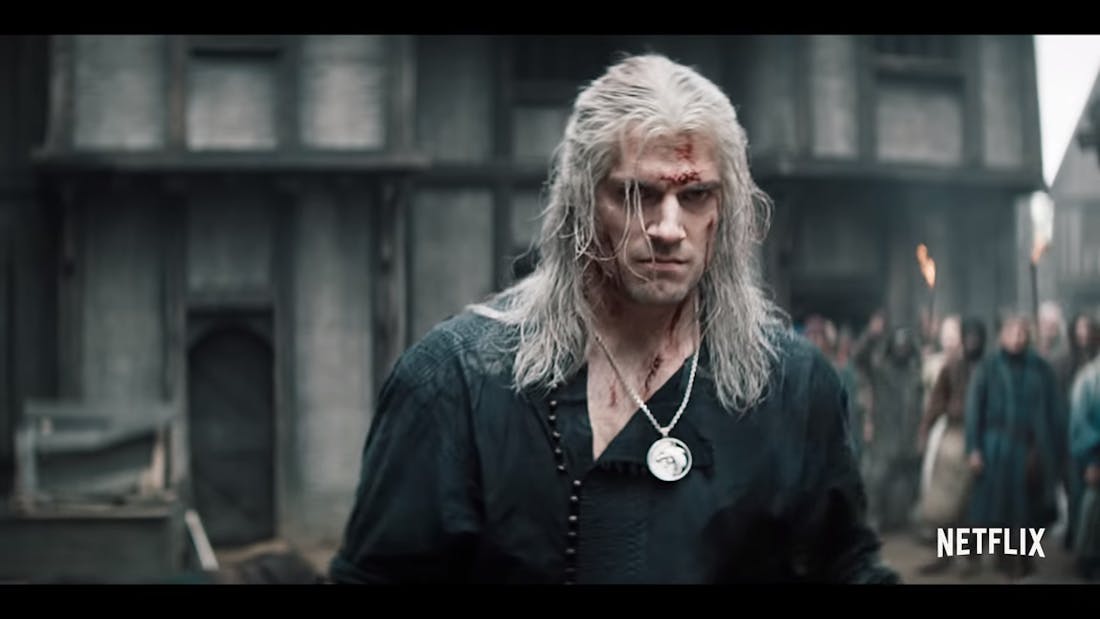 the-witcher-_-main-trailer-_-netflix-0-38-screenshot.png Henry Cavill in nieuw pantser voor seizoen 2 van The Witcher