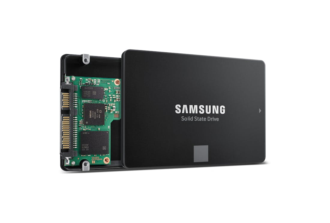samsung-v6-ssd_2_IjeewC4.jpg Betekent de SSD het einde van optische disks?