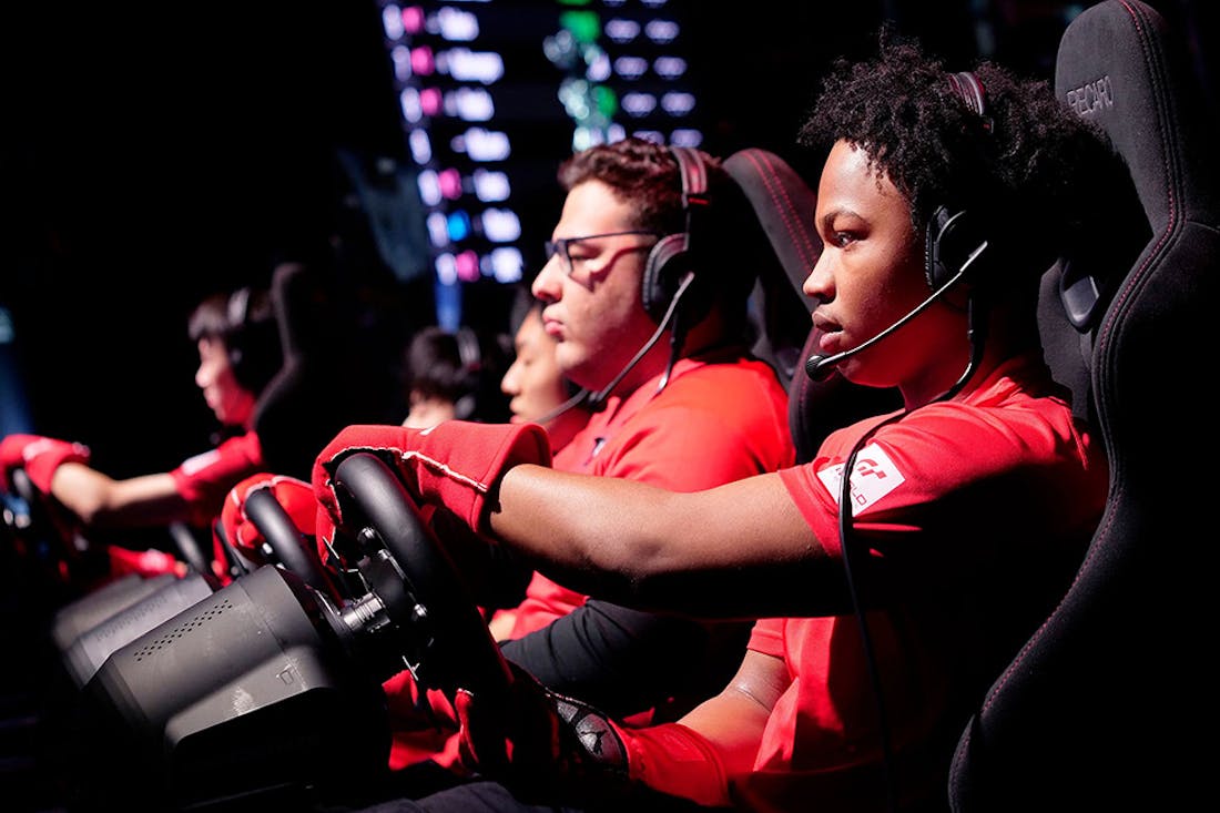 GT 7 Win Gold Tickets voor de Gran Turismo World Series