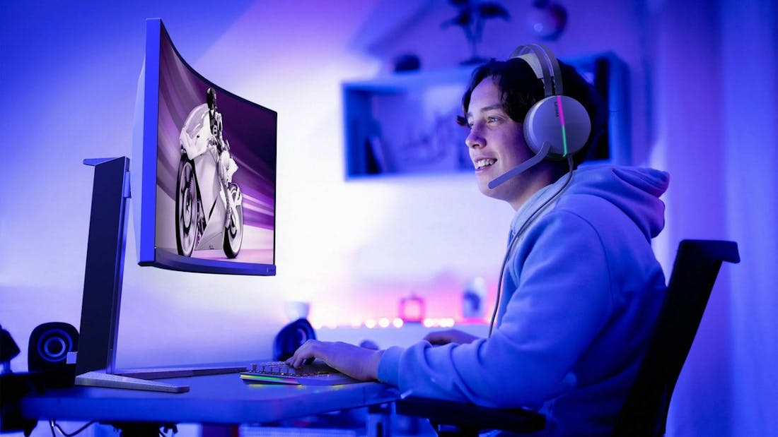 Philips Evnia 34M2C8600: brede en kleurrijke qd-oledmonitor