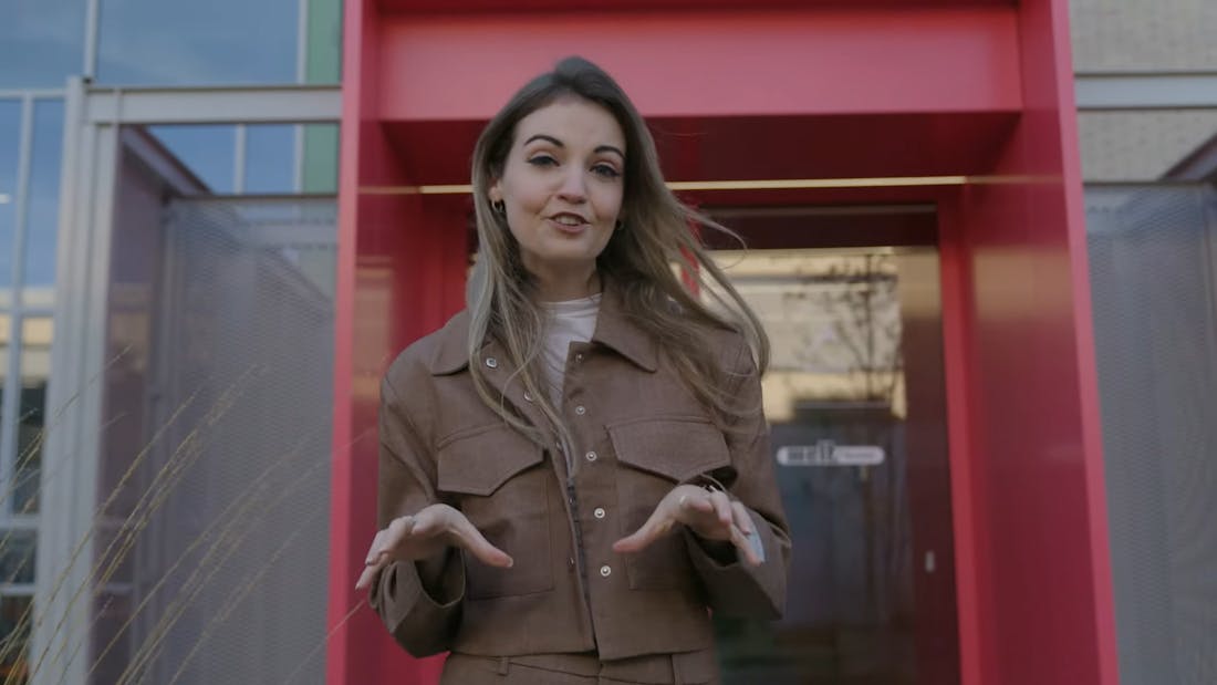 Spelbrekers Bedrijven en scholen inspireren jongeren met tech-initiatief Spelbrekers